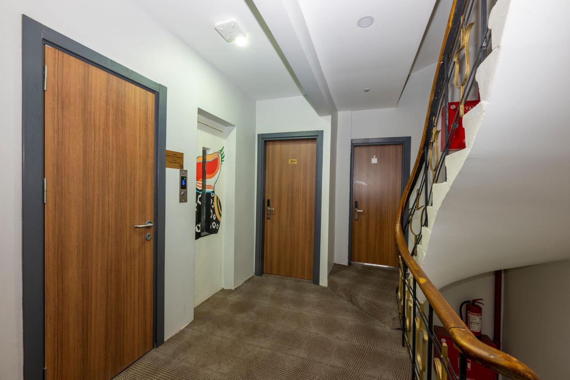 Mayza Otel Istanboel Buitenkant foto