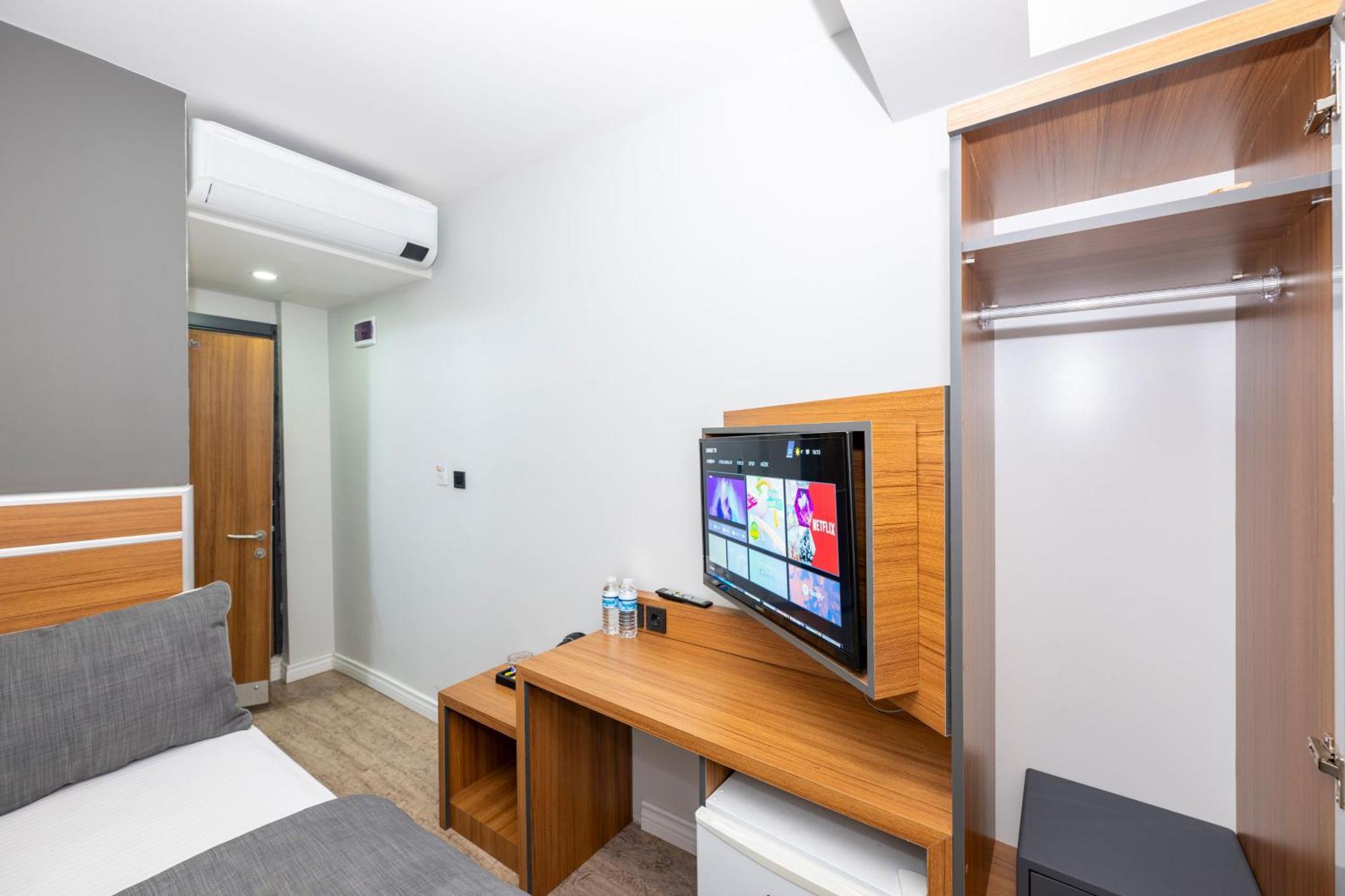 Mayza Otel Istanboel Buitenkant foto
