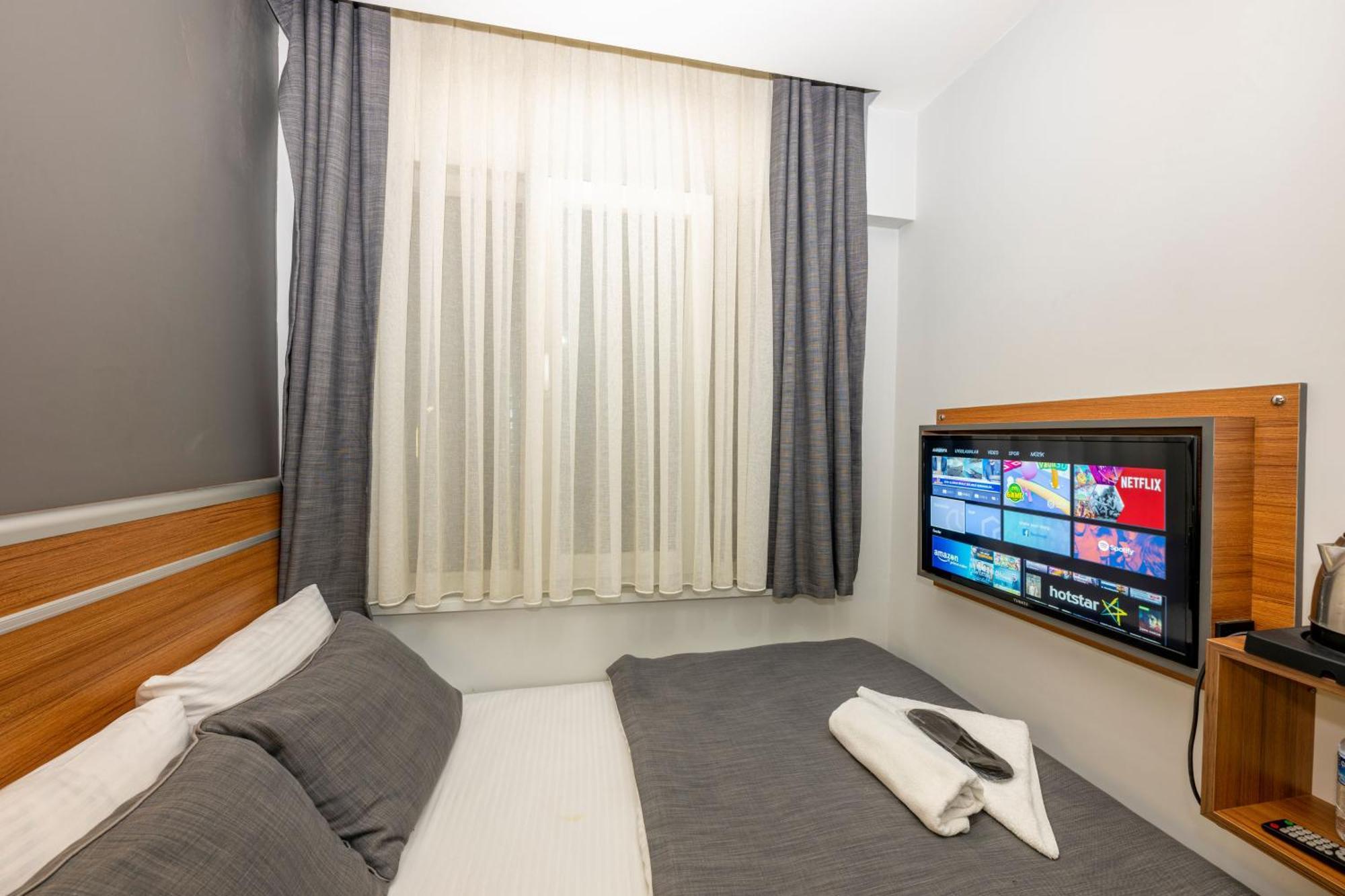 Mayza Otel Istanboel Buitenkant foto